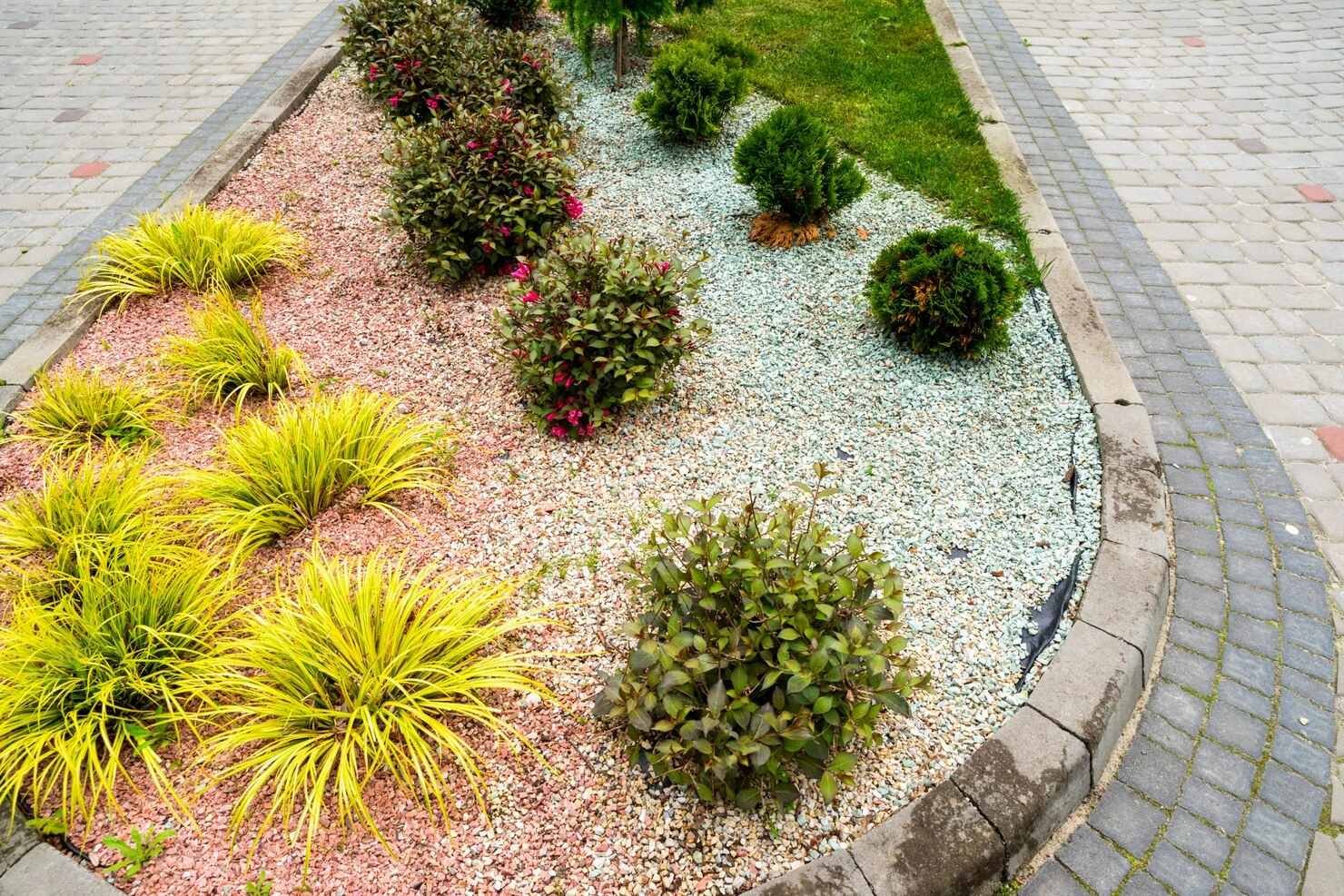 Création et aménagement extérieur pour valoriser les espaces verts et jardins